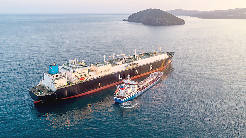 LNG bunkering