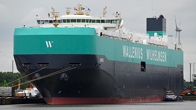 Vehicle carrier Carmen at Bremerhaven