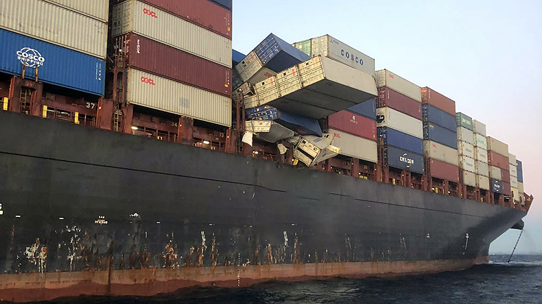 APL England containership with stack collapse