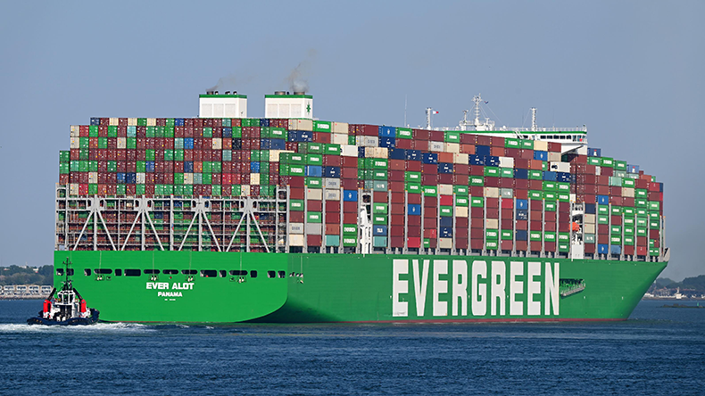 Containerhsip Ever Alot fully loaded