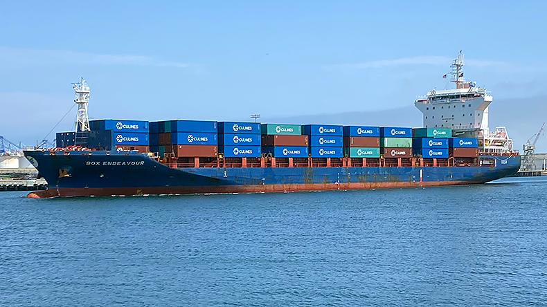 CU Lines’ Box Endeavour at Los Angeles port