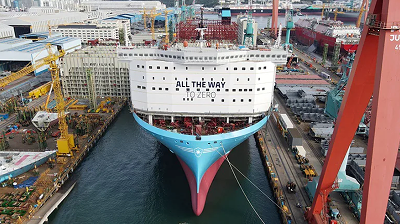 Maersk to launch first large methanol boxship on Asia-Europe trade ...