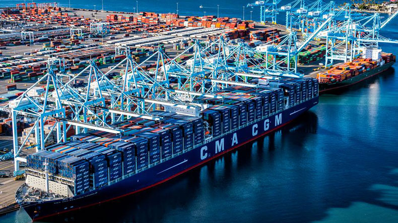 CMA CGM Benjamin Franklin at Los Angeles