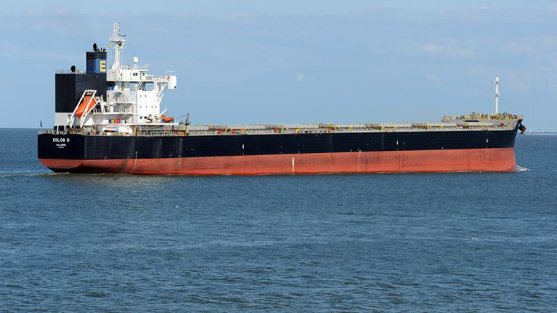 Bulk carrier Eolos G at river Elbe, beneficial owner as Globus Maritime