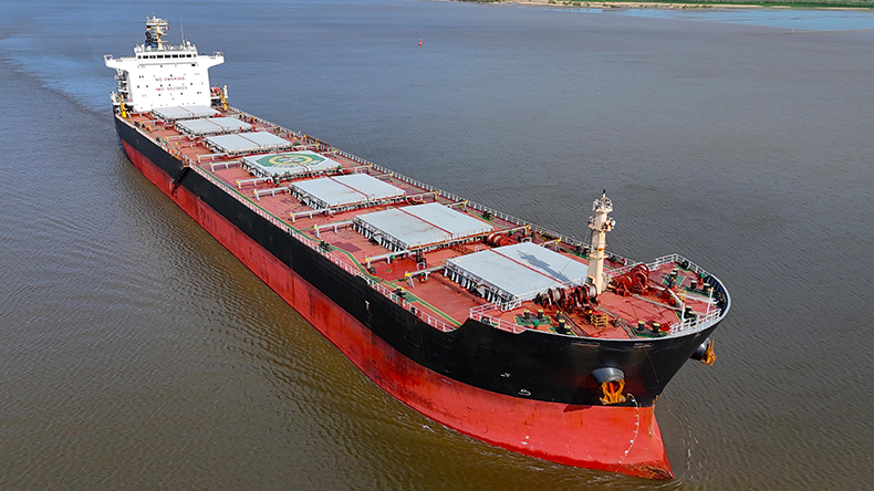 Panamax dry bulker vessel approaching port