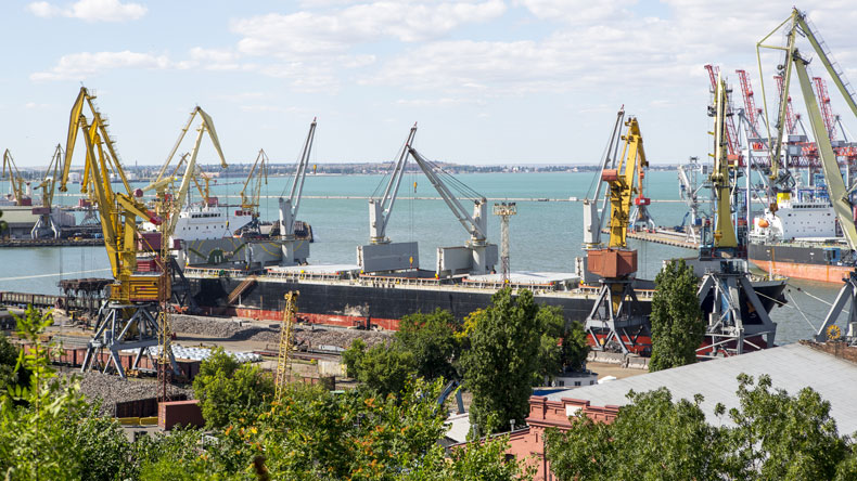 Bulk vessel loading