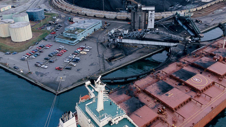 Vancouver Neptune coal loading