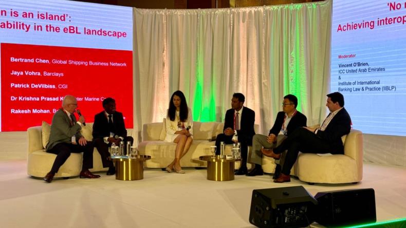 Panellists at a GTR Asia session discuss eBL adoption