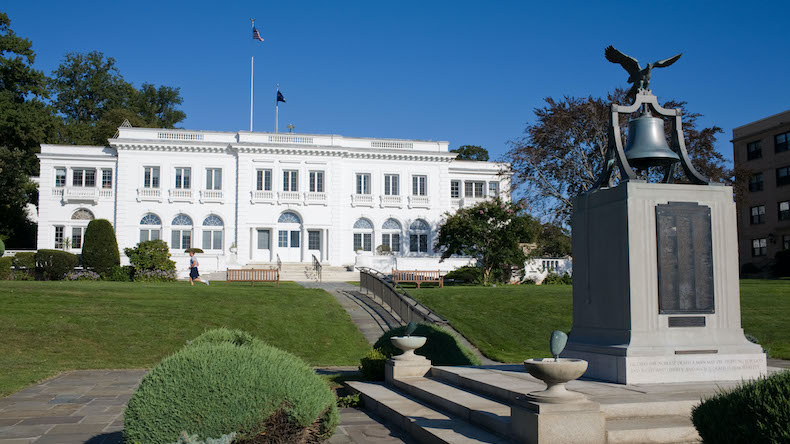 US Merchant Marine Academy at Kings Point, Long Island, New York. Credit: Philip Scalia / Alamy Stock Photo