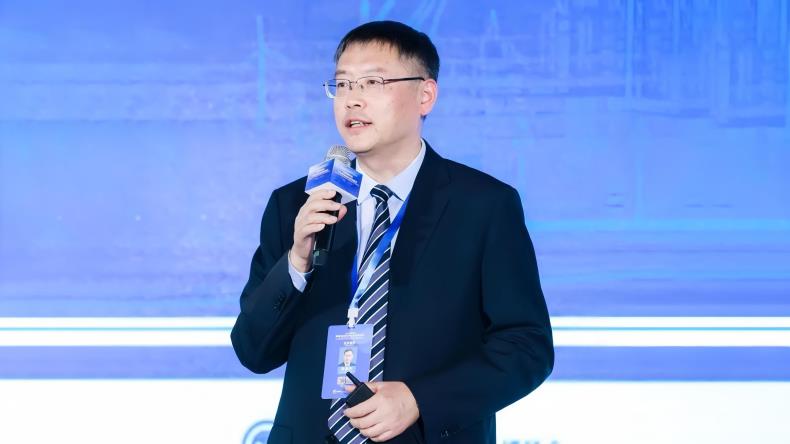 Headshot of Cansi's secretary-general Li Yanqing