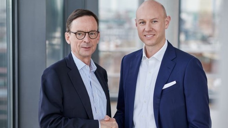 K+N’s Michael Aldwell (right) and Otto Schacht