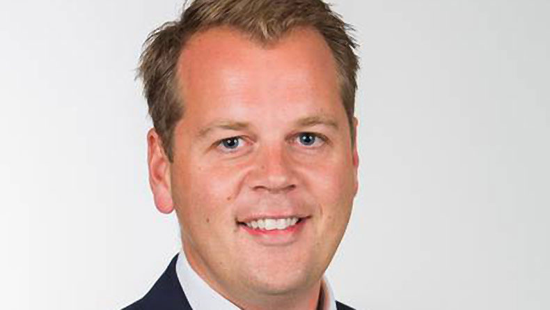 Robert Hvide Macleod of Frontline