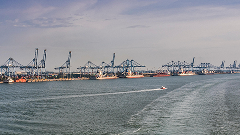 Port-Klang-CREDIT-MAEKFOTO-AND-Alamy-Stock-Photo