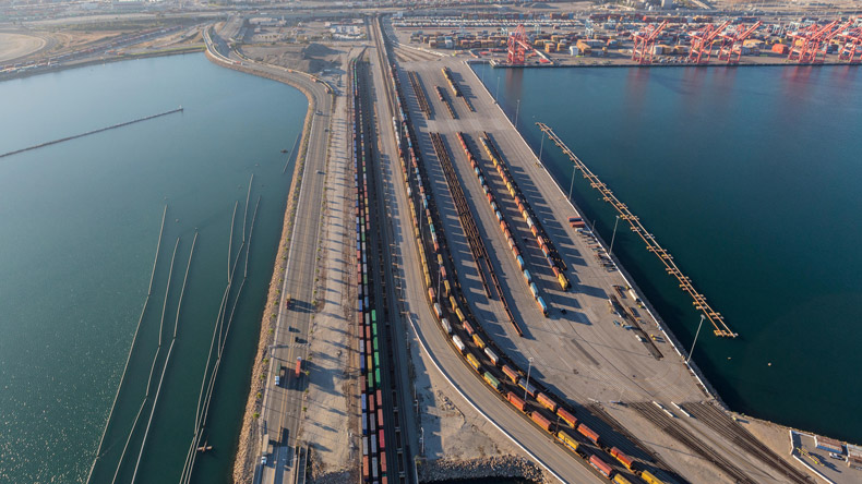 Containers trains at Los Angeles lined up on the link to Long Beach