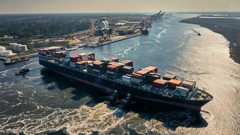 Port of Wilmington North Carolina Basin. © 2019 Keith Lanpher  www.lanpher.com