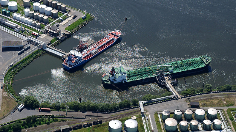 Tankers at Neuhöfer Hafen in Hamburg-Wilhelmsburg