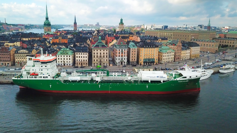 Erik Thun Vinga-class products tanker