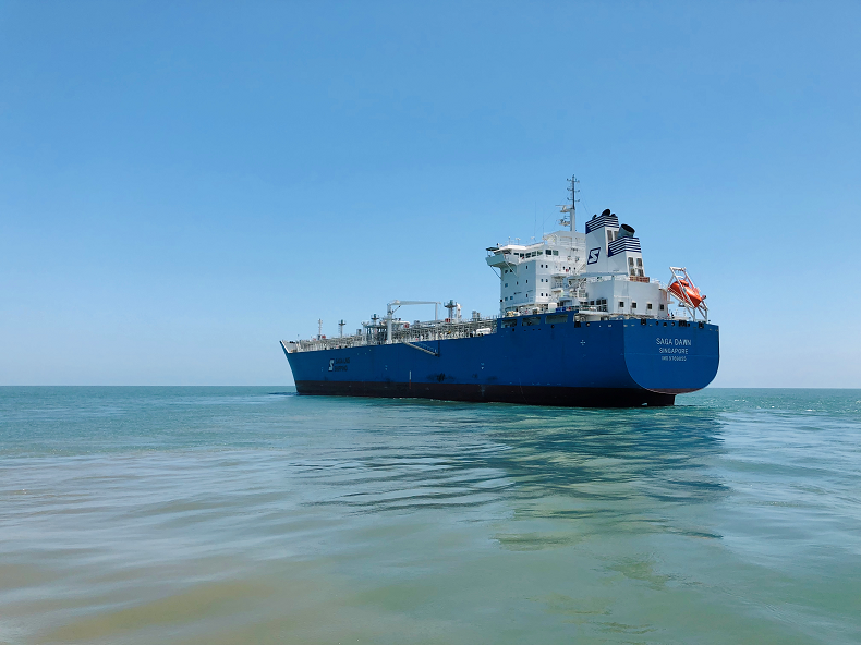 LNG tanker Saga Dawn 