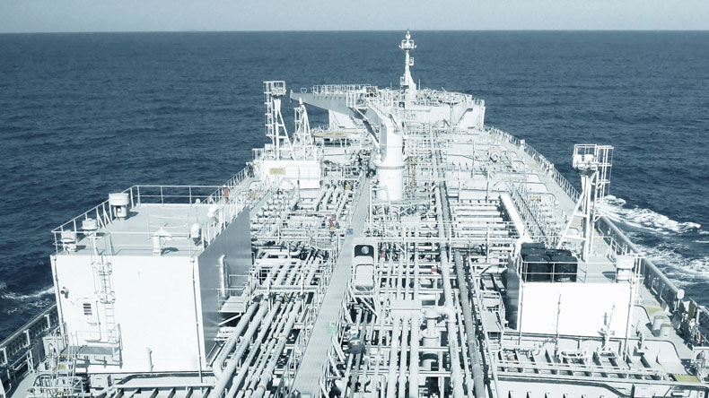 TOP Ships tanker deck