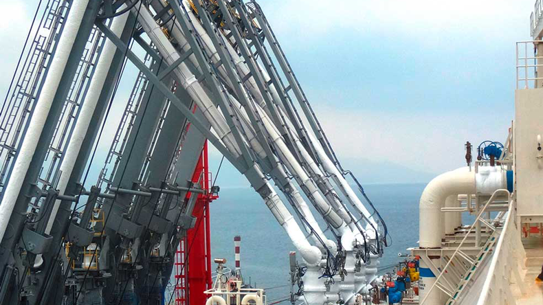 LNG as ship's fuel